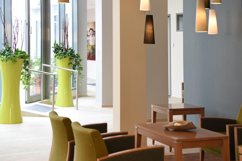 Gda Hotel Am Schlosspark 바트 홈부르크 포어 데어 회에 외부 사진
