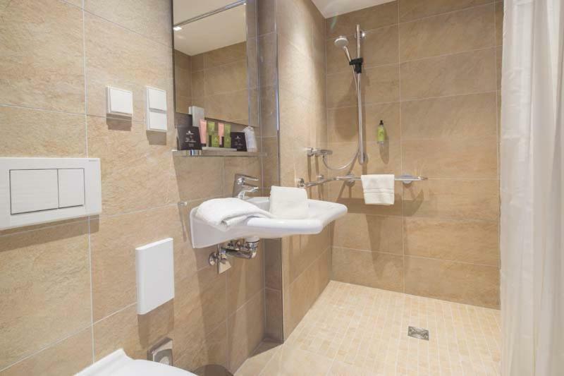 Gda Hotel Am Schlosspark 바트 홈부르크 포어 데어 회에 외부 사진